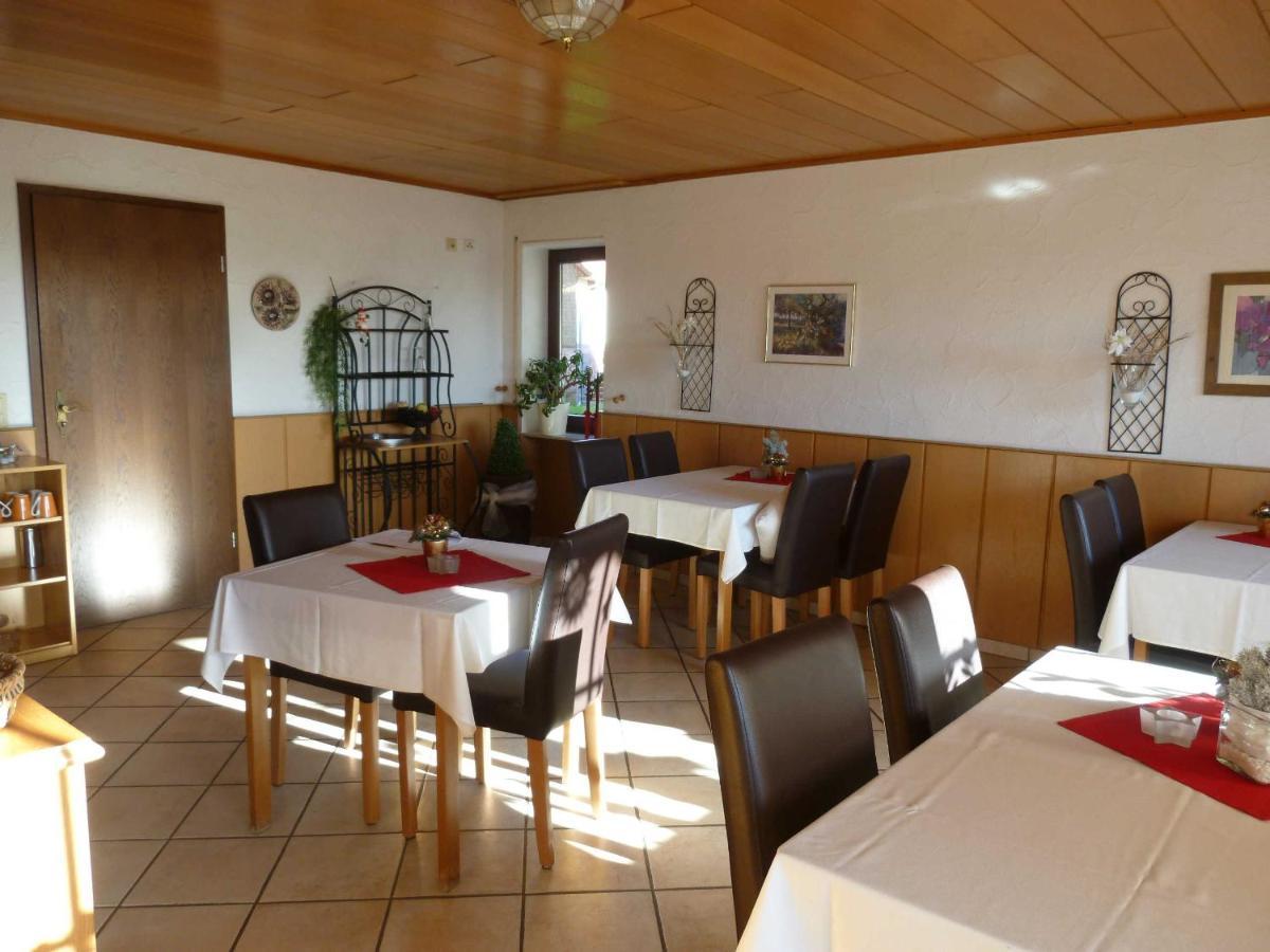 Pension Am Limespfad Hesselbach Exterior foto
